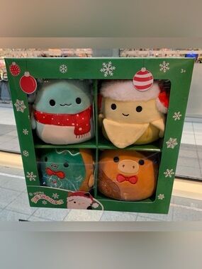 Squishmallows Holiday Plush Set